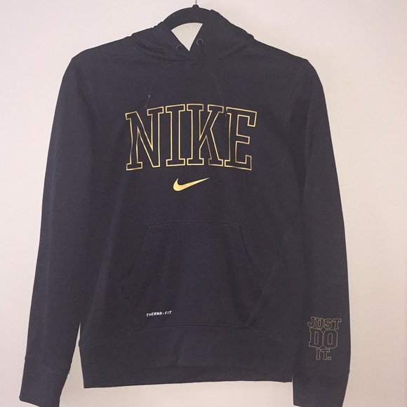 Nike Tops - Nike Hoodie